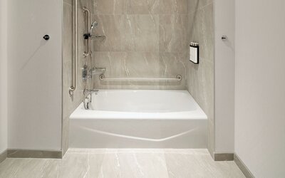 Hyatt Place Montreal Airport