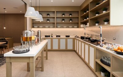 Hyatt Place Montreal Airport