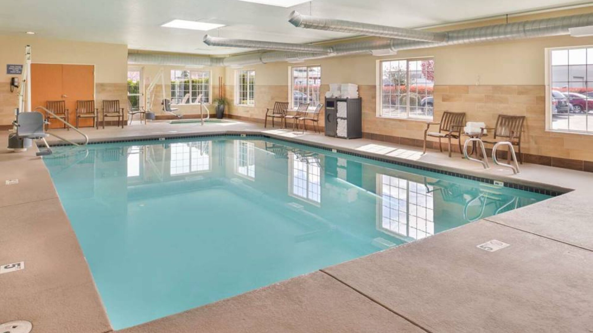 Refreshing indoor pool at Best Western Plus Mountain View Auburn Inn.