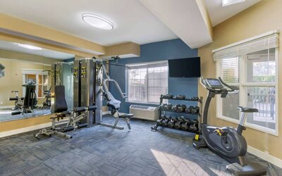 Fitness center available at Best Western Plus Mountain View Auburn Inn.