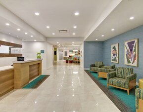 Home2 Suites by Hilton Montreal Dorval