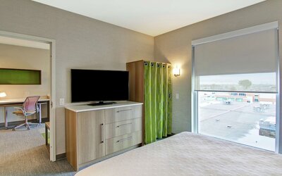Home2 Suites by Hilton Montreal Dorval