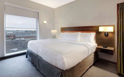 Home2 Suites by Hilton Montreal Dorval