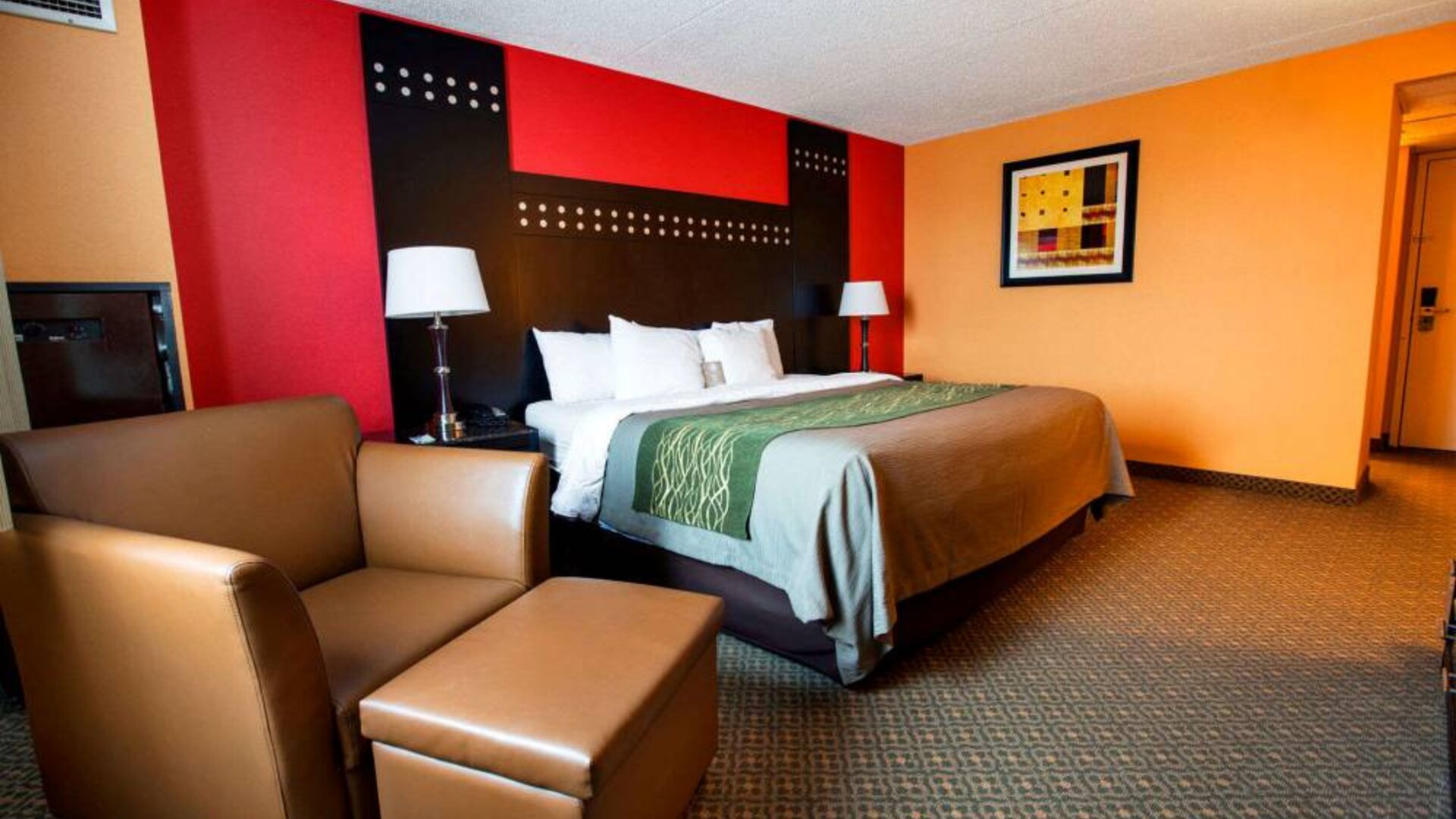 Day use room with natural light at Travelodge Absecon Atlantic City.