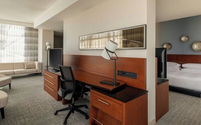 Montreal Airport Marriott In-Terminal Hotel