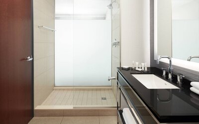 Montreal Airport Marriott In-Terminal Hotel