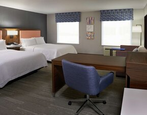 Hampton Inn & Suites by Hilton Montreal-Dorval