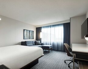 Courtyard by Marriott Montreal Airport