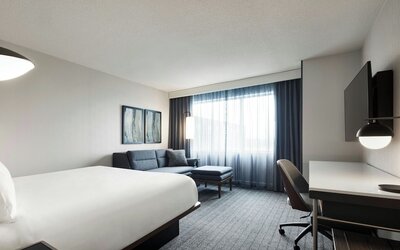 Courtyard by Marriott Montreal Airport