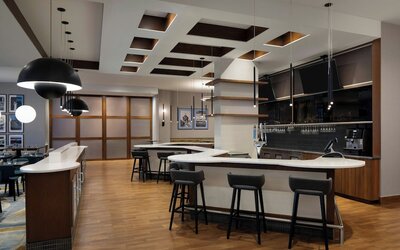 Courtyard by Marriott Montreal Airport