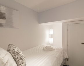 Parc Avenue Residence Mile End