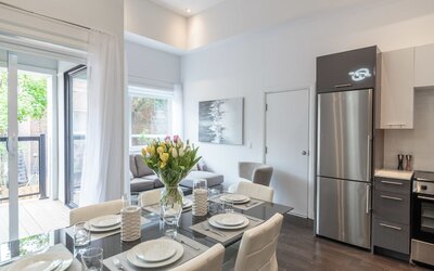 Parc Avenue Residence Mile End