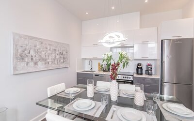 Parc Avenue Residence Mile End