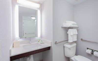Holiday Inn Hotel & Suites Tallahassee Conference Ctr N by IHG