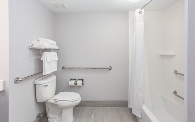 Holiday Inn Hotel & Suites Tallahassee Conference Ctr N by IHG