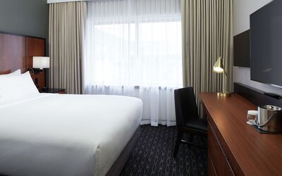 DoubleTree by Hilton Montreal Airport