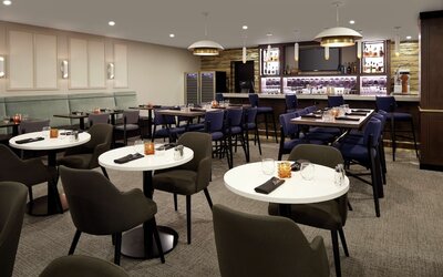 DoubleTree by Hilton Montreal Airport