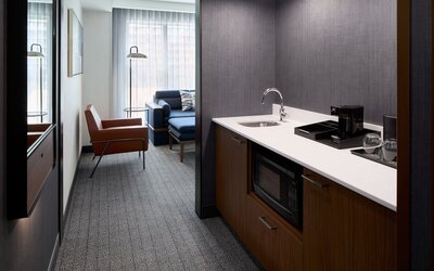 Courtyard By Marriott Montreal Laval