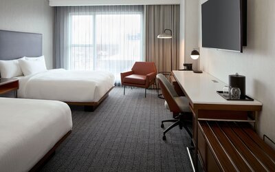 Courtyard By Marriott Montreal Laval