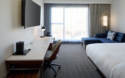 Courtyard By Marriott Montreal Laval