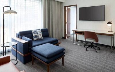 Courtyard By Marriott Montreal Laval