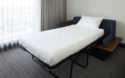 Courtyard By Marriott Montreal Laval