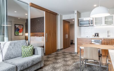 Ômage Hotel, Montreal Laval, a Tribute Portfolio Hotel