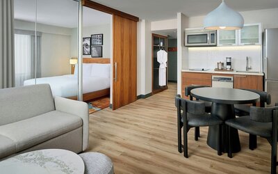 Ômage Hotel, Montreal Laval, a Tribute Portfolio Hotel