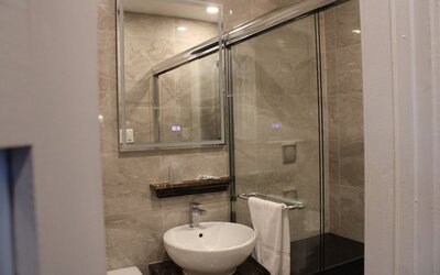 Olux Hotel Motel & Suites