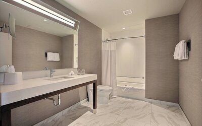 Courtyard by Marriott Montreal Brossard