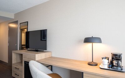 Sandman Hotel Montreal - Longueuil