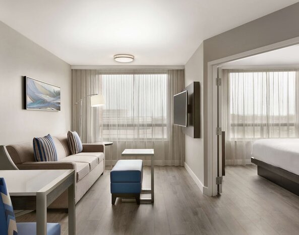 Embassy Suites by Hilton Montreal Airport