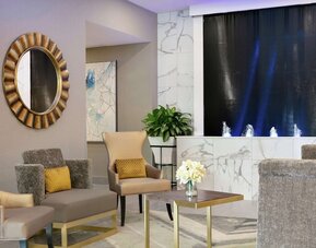 Embassy Suites by Hilton Montreal Airport