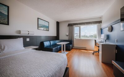 Hôtel Le Dauphin Montréal - Longueuil