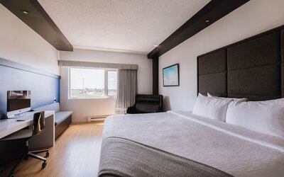 Hôtel Le Dauphin Montréal - Longueuil