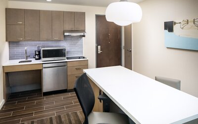 Hyatt House Tallahassee Capitol – University