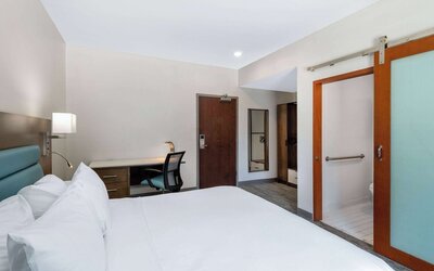 TRYP by Wyndham Tallahassee North I-10 Capital Circle