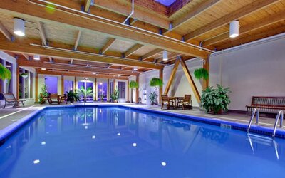 Holiday Inn Montreal Longueuil by IHG