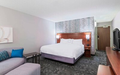 Day use room at Courtyard By Marriott Sarasota Bradenton Airport.