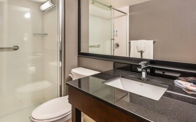 Comfort Inn Laval