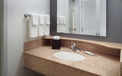 Courtyard by Marriott Tallahassee Downtown/Capitol