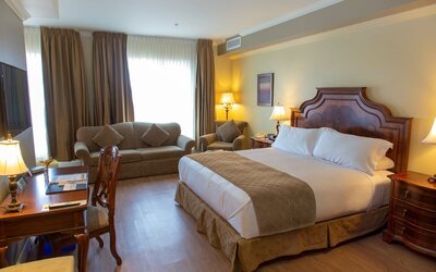 Hotel Brossard, an Ascend Collection Hotel
