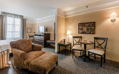 Le St-Martin Hotel & Suites Laval