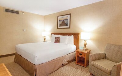 Waikiki Resort Hotel