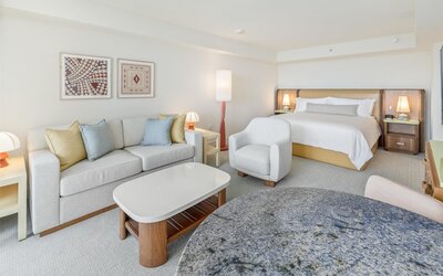 Ka Laʻi Waikiki Beach, LXR Hotels & Resorts