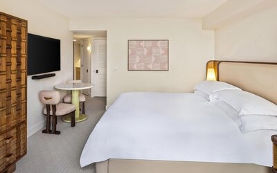 Ka Laʻi Waikiki Beach, LXR Hotels & Resorts