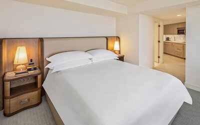 Ka Laʻi Waikiki Beach, LXR Hotels & Resorts