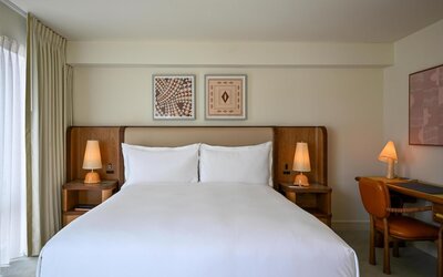 Ka Laʻi Waikiki Beach, LXR Hotels & Resorts
