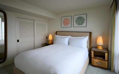 Ka Laʻi Waikiki Beach, LXR Hotels & Resorts