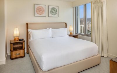 Ka Laʻi Waikiki Beach, LXR Hotels & Resorts